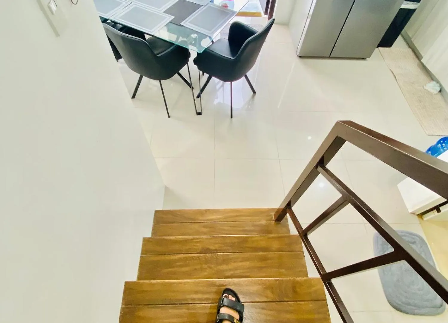 Ferienhaus 4 Bedrooms Two Storey Home Infront Of Airport Davao Stadt
